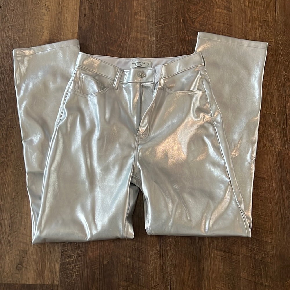 Abercrombie 90s straight metallic pant